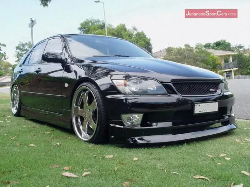 toyota_altezza_2.webp