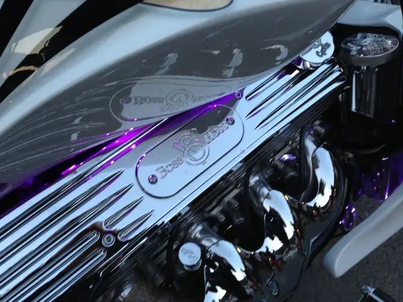 boss hoss v8.webp