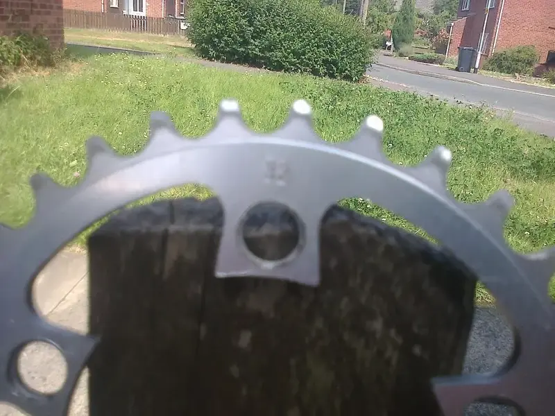 Stronglight chainring 1.webp