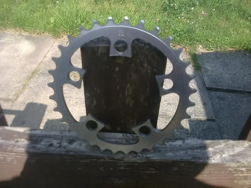 Stronglight chainring.webp