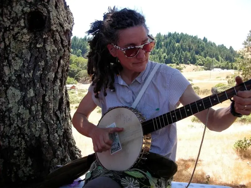 Jacquie_banjo.webp