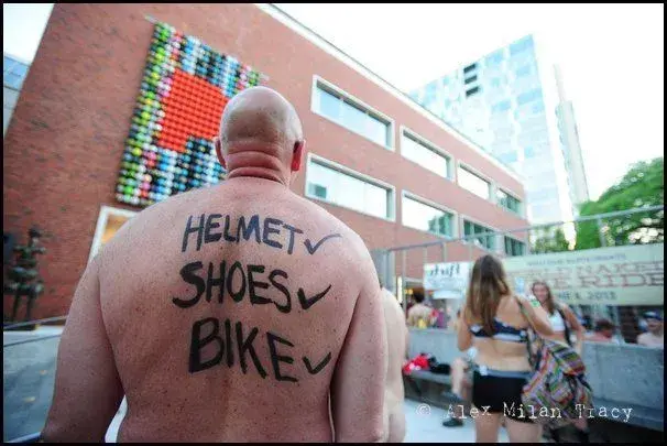 helmet-shoes-bike.webp