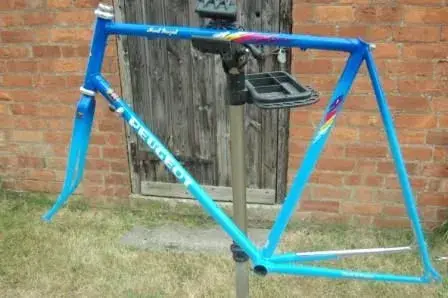 pug side 1 no stem.webp