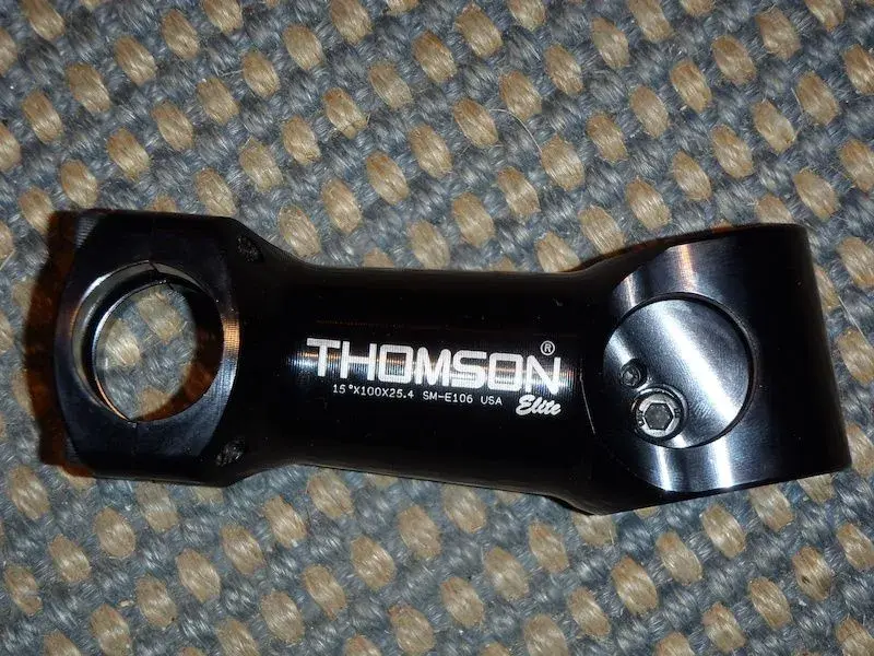 thoms (800x600).webp