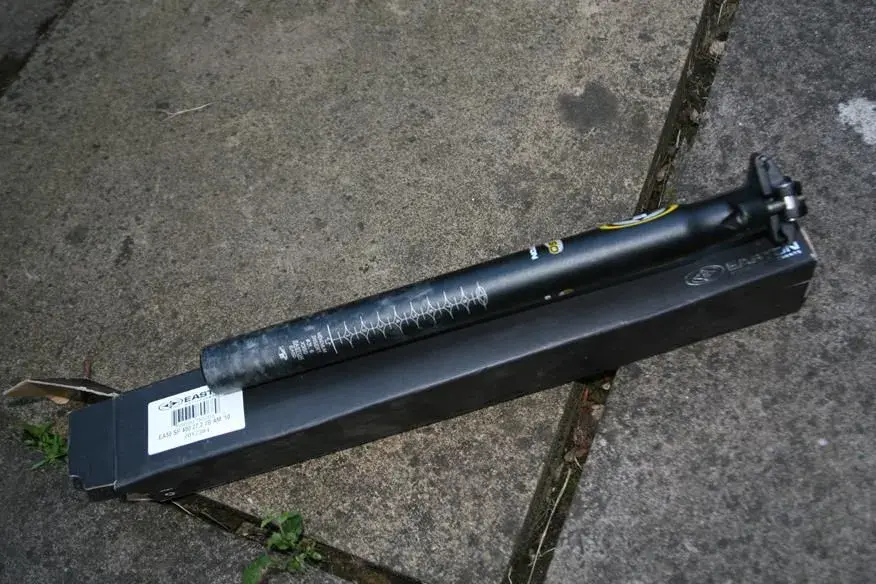 EA50 seatpost 1.webp
