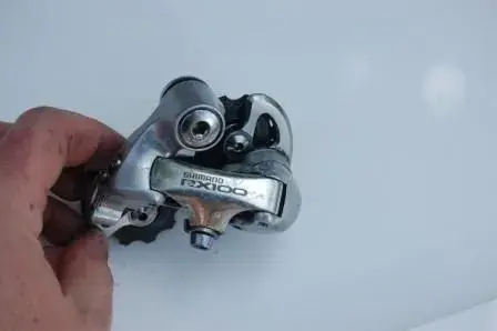 rx100 r mech 1.webp