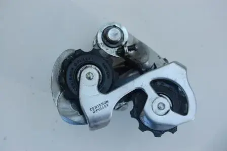 rx100 r mech rear.webp