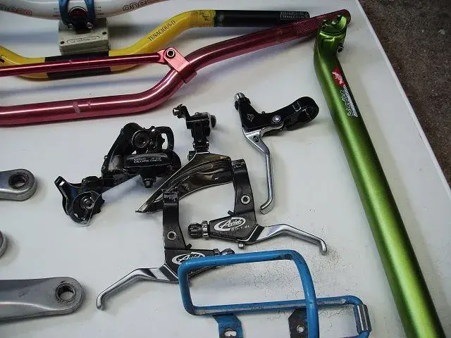 various bars chainsets etc 003.webp
