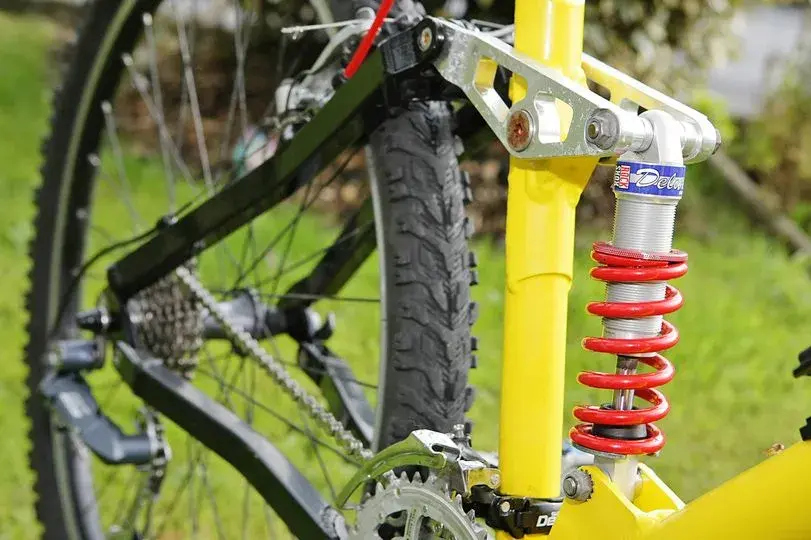 Retro Full Suspension 05.webp