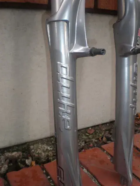 forks x 2 003.webp