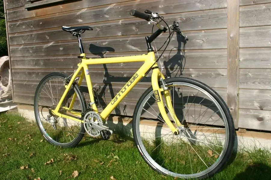 yellow Cannondale.webp