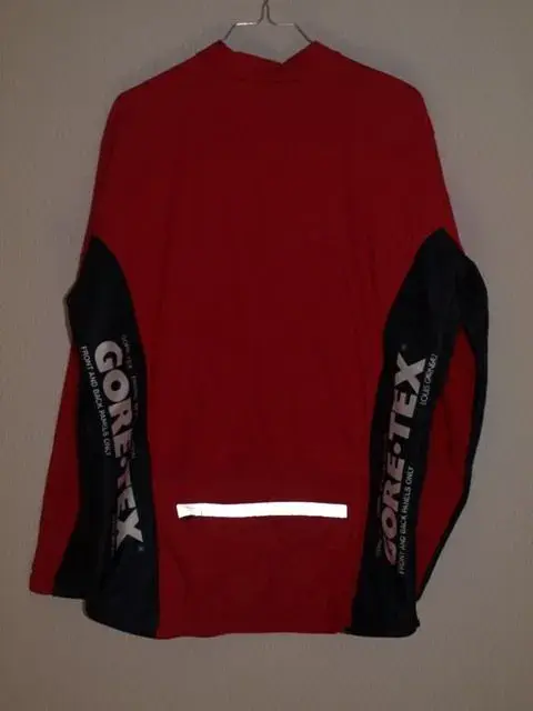 Guarneau jacket2.webp