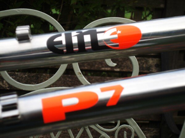 Elite P7 top tube.JPG
