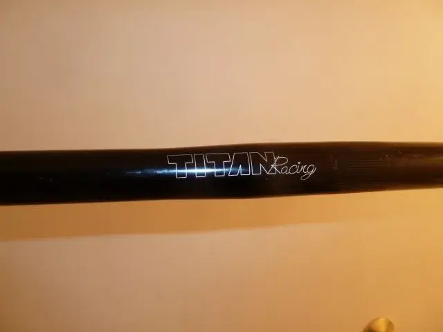 Titan bar 002.webp