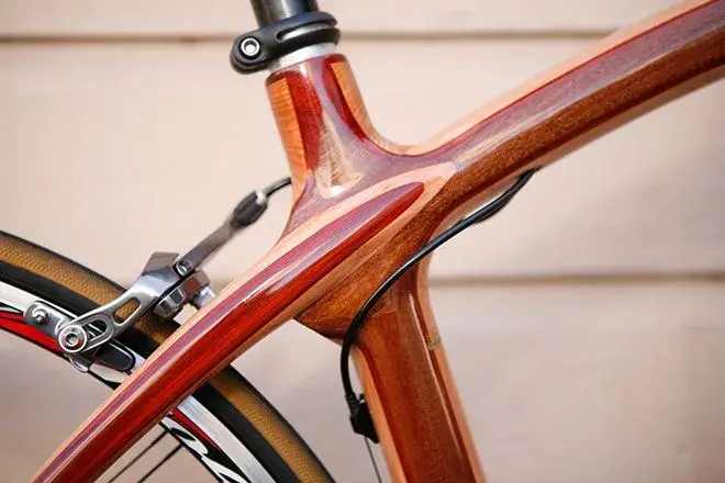 Renovo-R4-Pursuit-Wooden-Bike-10.webp