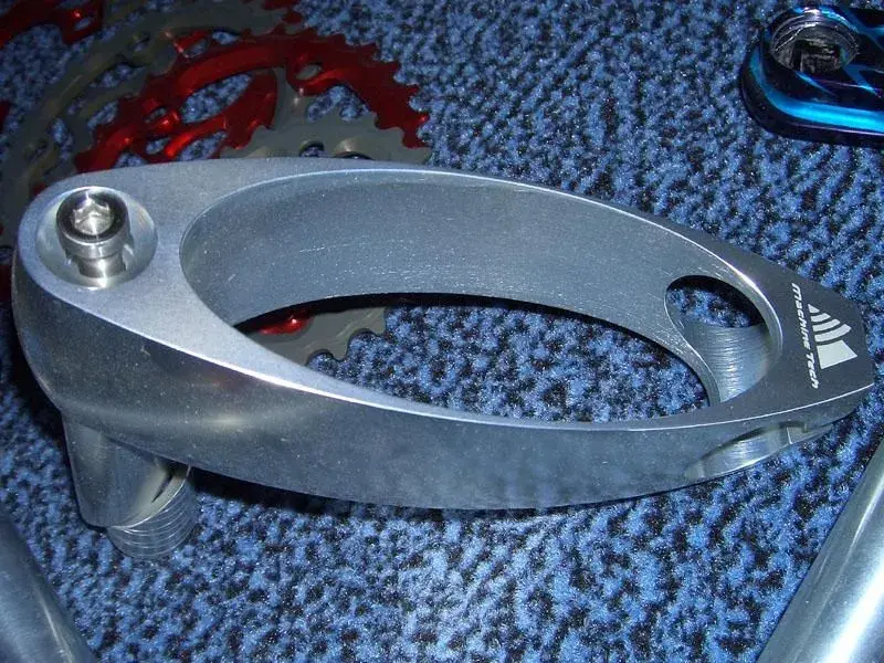 stem_machine_tech_zero_flex_20080526_000 (Medium).webp