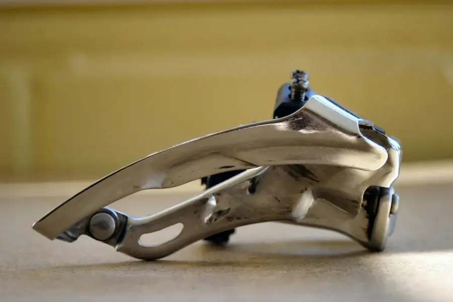 Alivio Front Mech Side.webp