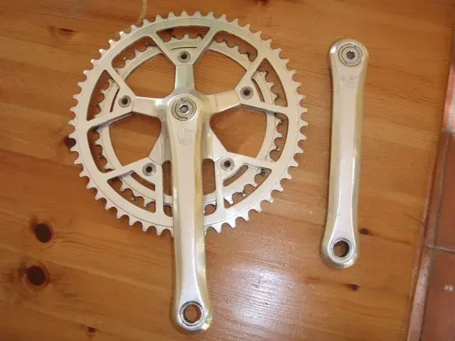 Campag chainset.webp