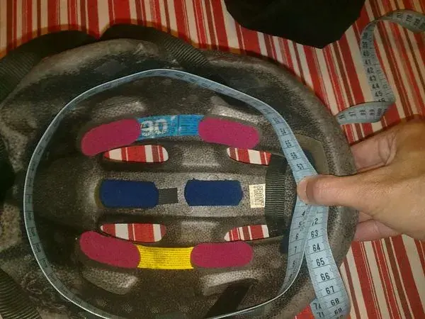 helmet size 57cm.webp