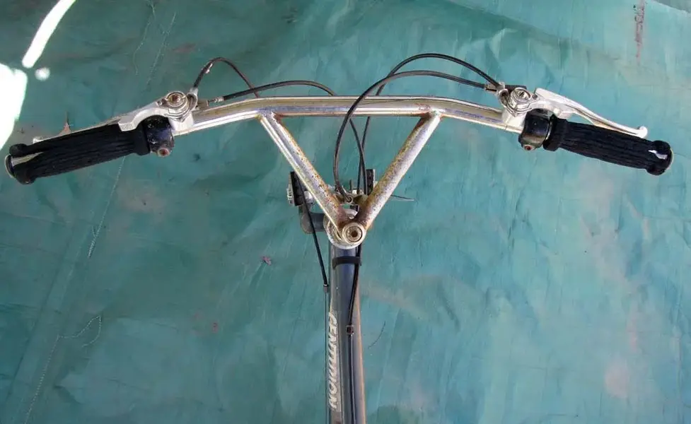 handlebars.webp