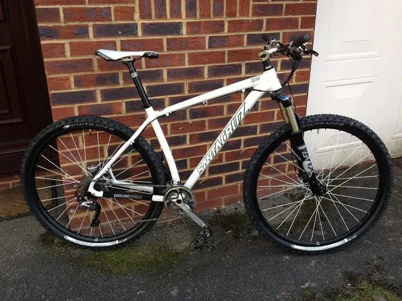 Santa Cruz mud tyres.webp