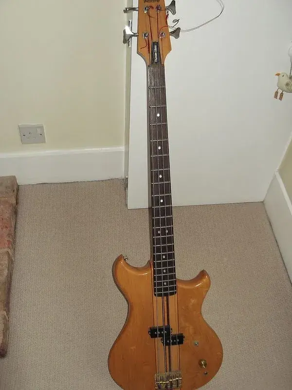 mates bass.webp