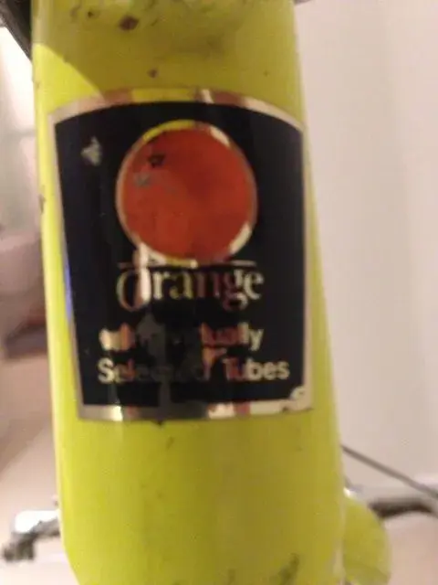 Orange%20badge[1].webp