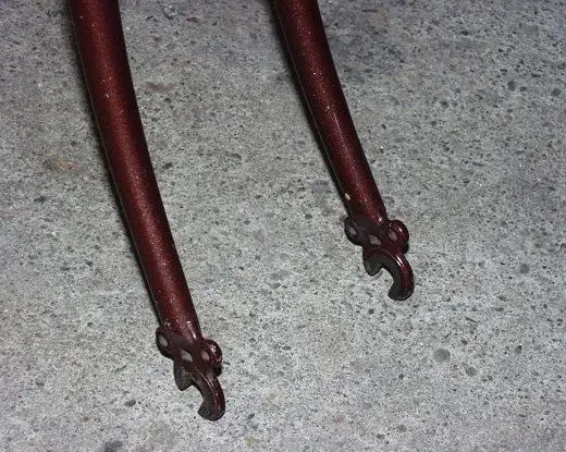 27 inch Brown rigid 03.webp