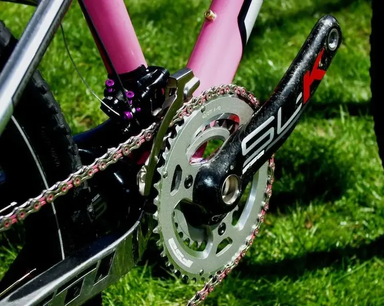 Yeti-AS-R-SL-Pro-XC Carbon SLK Crank Pink KMC Chain XX Front Mech.webp