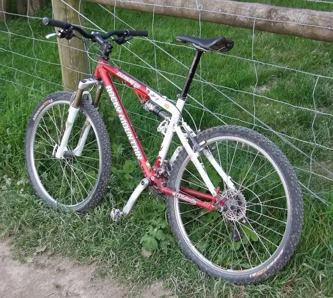 2002 Rocky Mountain Element Team Sc size 16.5 at Middle Brow 3.webp