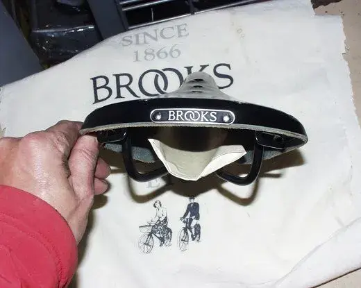 New Brooks B.17 Saddle Name Plate View.webp
