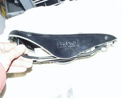 New Brooks B.17 Saddle Side View.webp