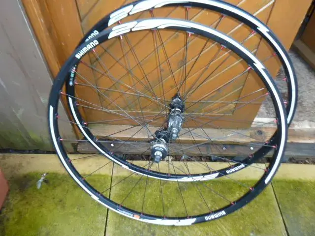 Shimano old and modern wheels 004.webp
