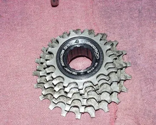 Shimano 600 Freewheel New Bearings.webp