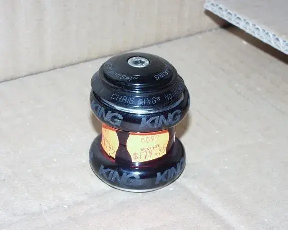 Chris King 1 Inch Thread-Less Head Set Black.webp
