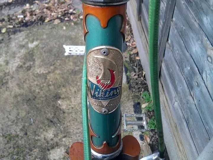 Viking headbadge 1.webp
