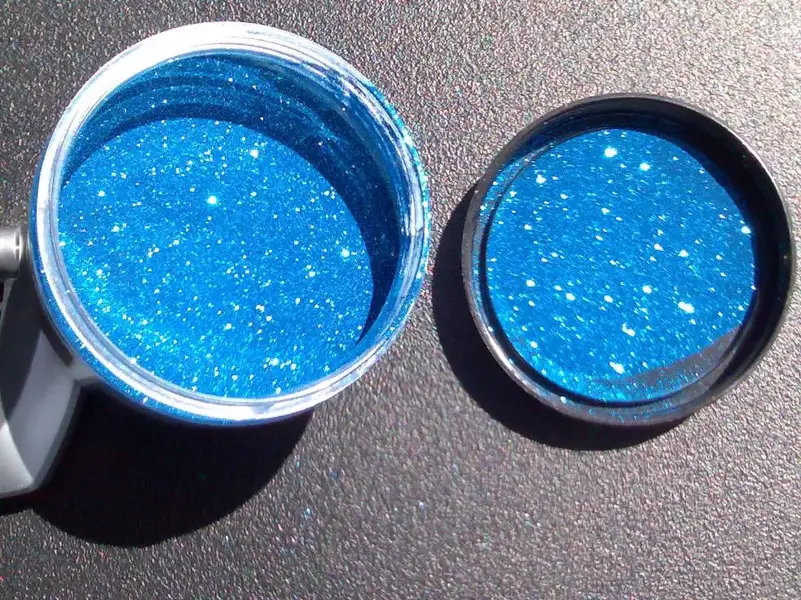 1.Blue glitter flake paint..webp