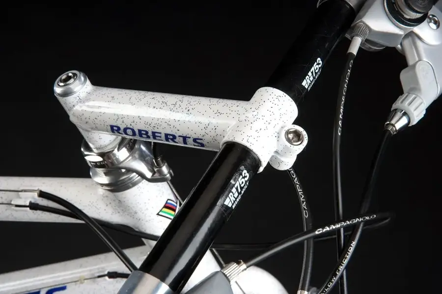 Roberts Stratos-6993.webp