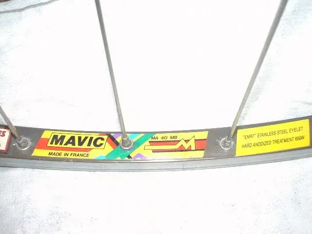 mavic front wheel 001.webp