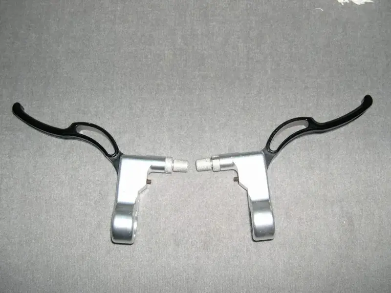 crytal design brake levers.webp