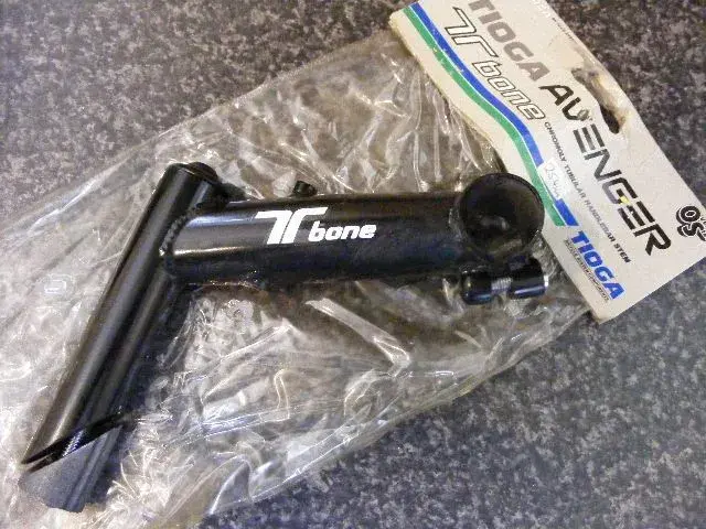 2008_0814bikeparts0003.webp