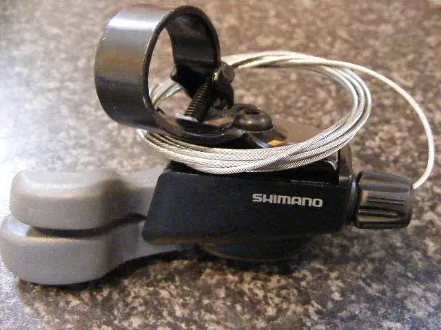 2008_0814bikeparts0041.webp