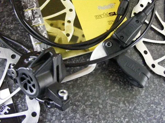 2008_0818brakes0003.webp