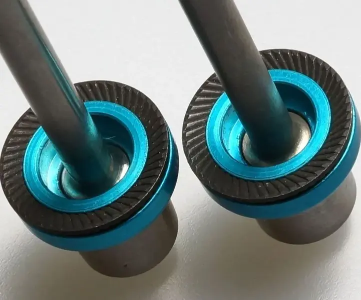 Gonzo Titanium skewers 02.webp