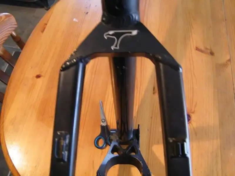 Tomac Omen 04 003.webp