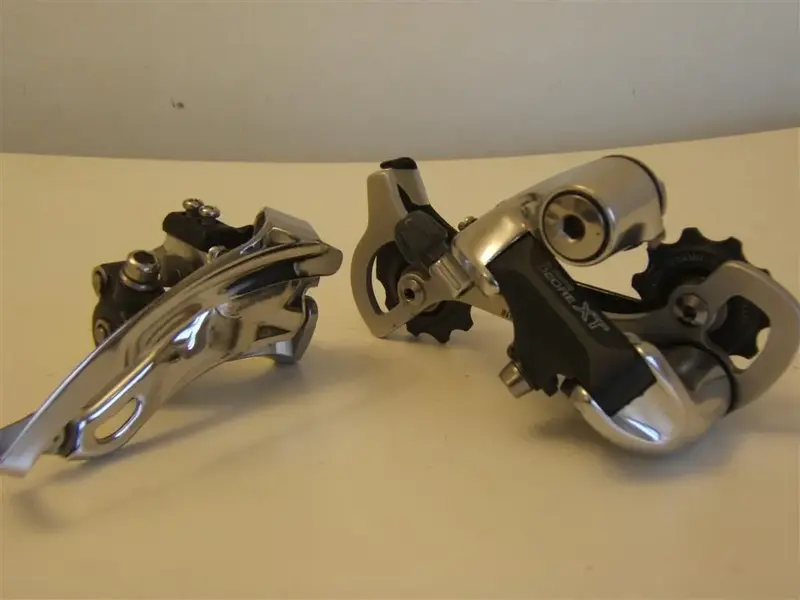 Shimano 001 (Medium).webp