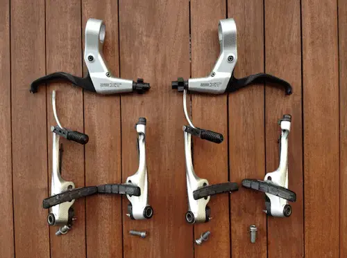 XT V Brakes.webp