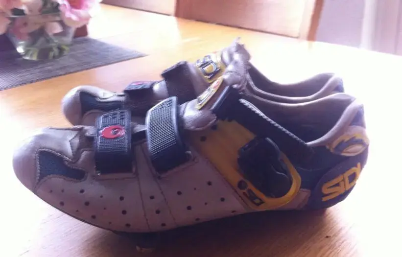 Shoes side.webp
