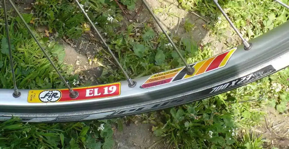 piros moser6 retrobike.webp
