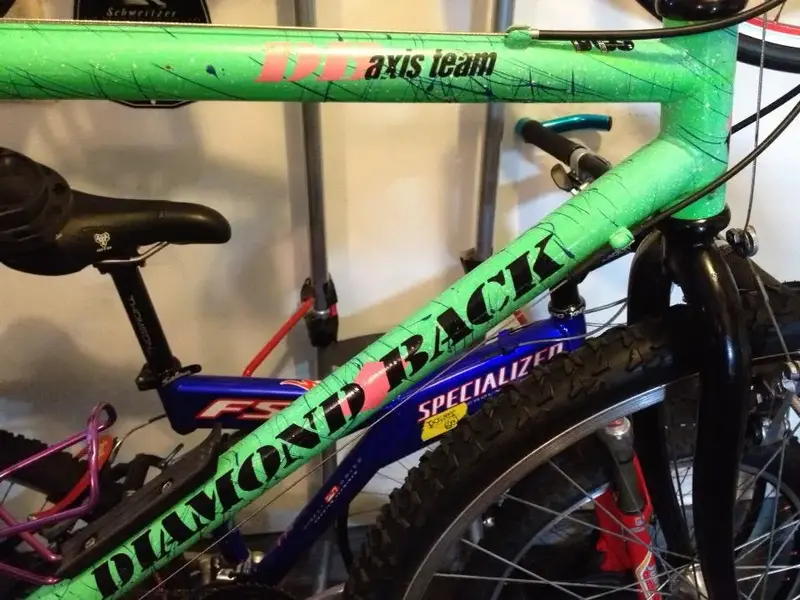 1991 Diamondback Axis Team.webp
